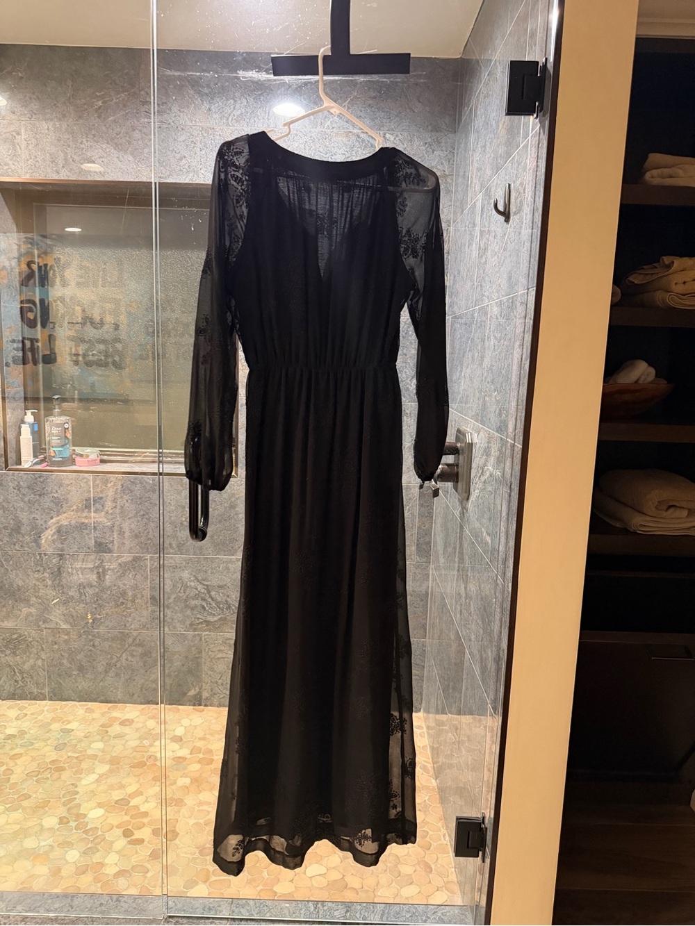 Chelsea & Violet Black Long Sleeve Maxi Dress